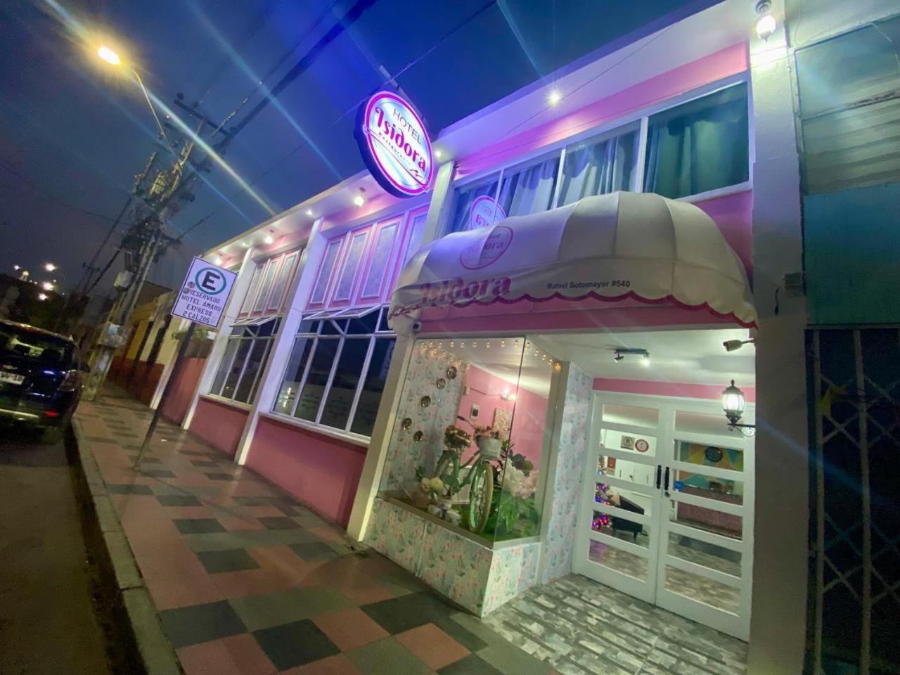 Hotel Y Restaurant Isidora อารีกา ภายนอก รูปภาพ