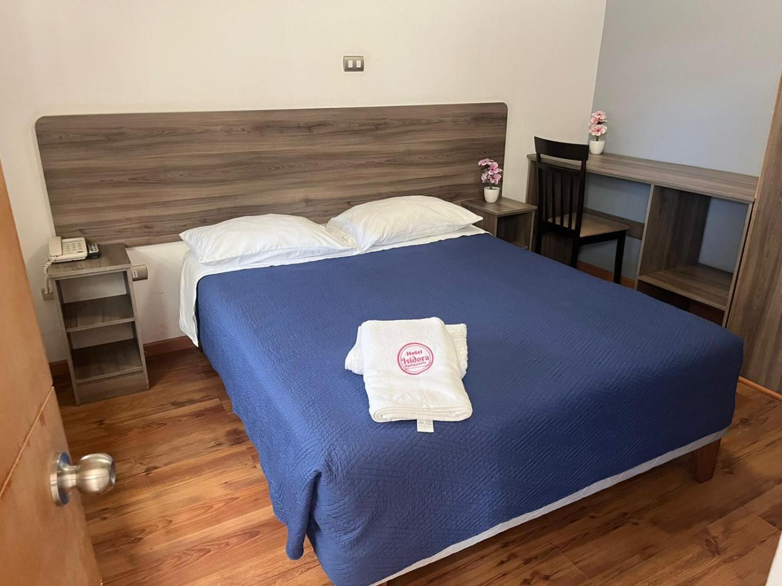 Hotel Y Restaurant Isidora อารีกา ภายนอก รูปภาพ