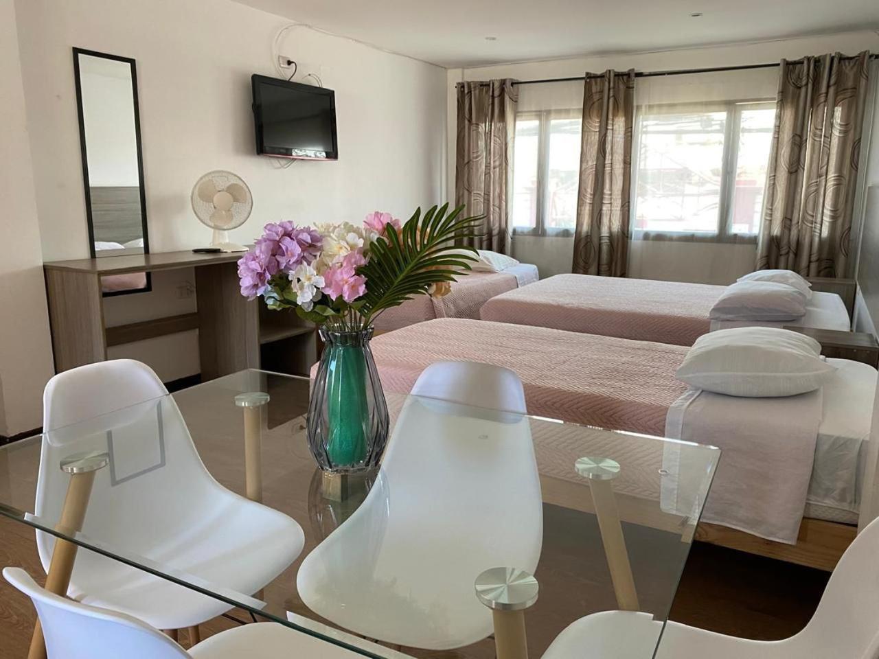 Hotel Y Restaurant Isidora อารีกา ภายนอก รูปภาพ